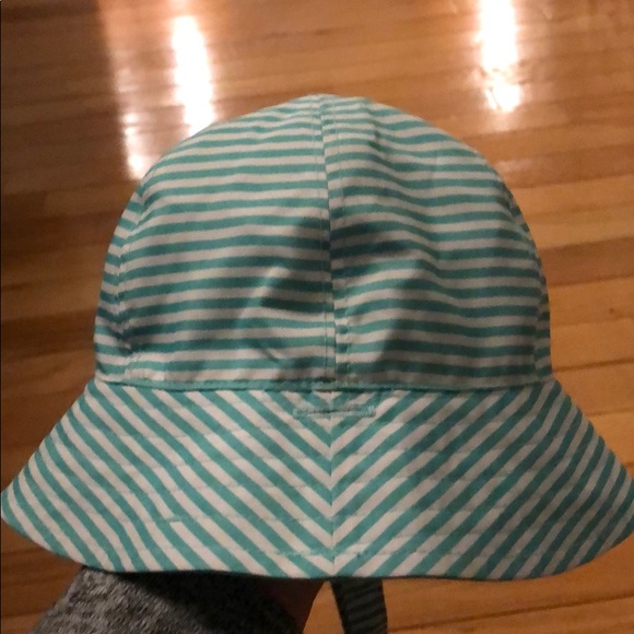 Cat & Jack Other - Teal and white reversible bucket hat